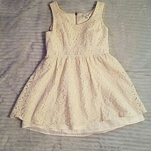 White lace dress
